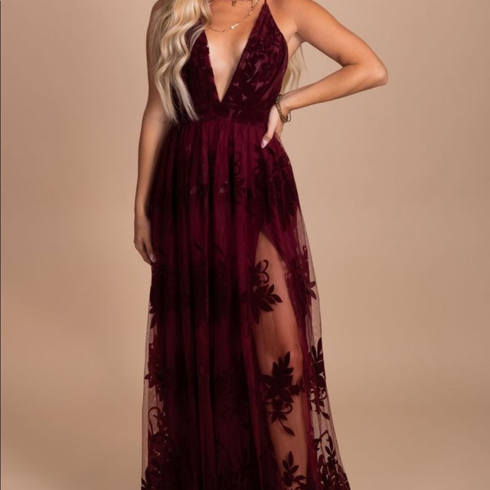 Unforgettable Love Lace Maxi